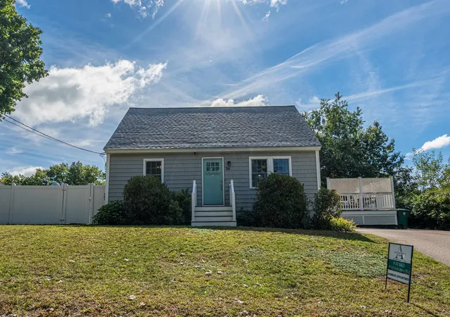 Photo 1 of Single family home for sale at 26 Saint Josephs Dr, Nashua, NH 03060 | MLS# 5111703 | Listing updated on 2026-10-22