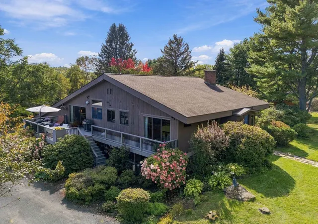 Single family home for sale at 3 Quail Dr, Hanover, NH 03750 | MLS# 5111711