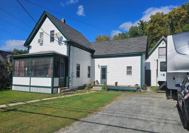 Photo 1 of Single family home for sale at 44 Hale St, Newport, NH 03773 | MLS# 5111732 | Listing updated on 2026-10-13