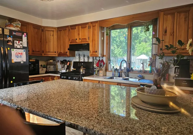 Photo 3 of Single family home for sale at 44 Hale St, Newport, NH 03773 | MLS# 5111732 | Listing updated on 2026-10-13