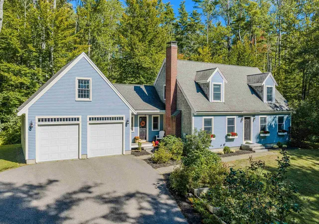Photo 1 of Single family home for sale at 23 Tufts Ln, Center Harbor, NH 03226 | MLS# 5111749 | Listing updated on 2026-10-08