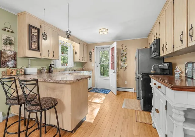 Photo 3 of Single family home for sale at 34 Forest Brk Dr, Barrington, NH 03825 | MLS# 5111751 | Listing updated on 2026-10-16