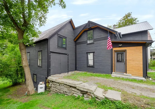 Photo 1 of Single family home for sale at 201 High St, Barton, VT 05822 | MLS# 5111755 | Listing updated on 2026-09-28