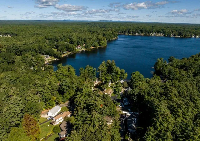 Single family home for sale at 62 Croy Path, Hampstead, NH 03841 | MLS# 5111763