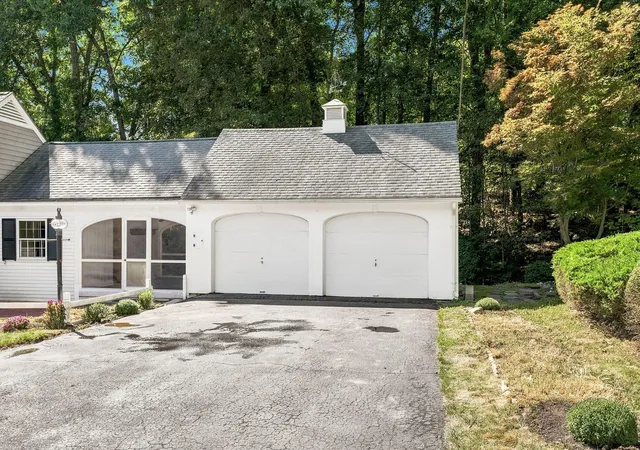 Photo 3 of Single family home for sale at 15 Pleasant View Ave, Concord, NH 03301 | MLS# 5111795 | Listing updated on 2026-10-05