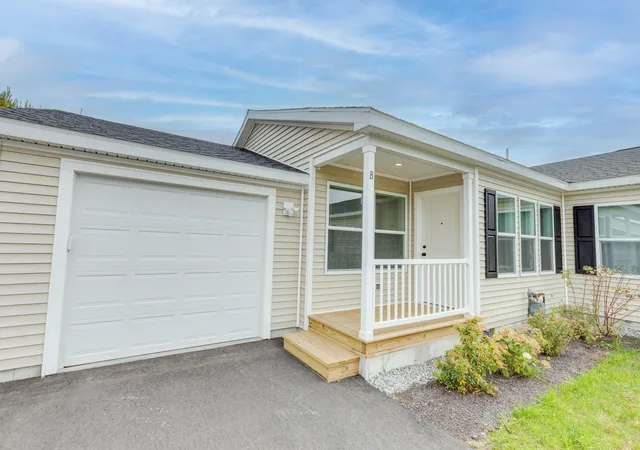 Single family home for sale at 18-b Wildflower Ln #208-97-8-2, Plymouth, NH 03264 | MLS# 5111804