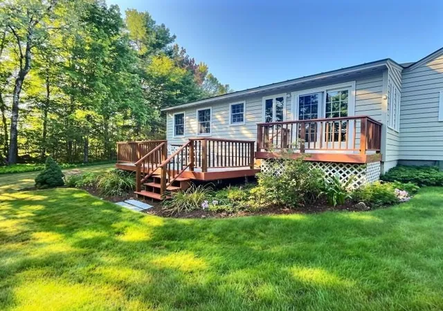 Photo 3 of Sale Pending at 31 Sawyer Ln, New London, NH 03257 | MLS# 5111813 | Listing updated on 2026-10-03