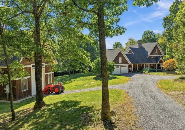 Photo 1 of Single family home for sale at 114 C L Ln, Swanzey, NH 03446 | MLS# 5111816 | Listing updated on 2026-10-08