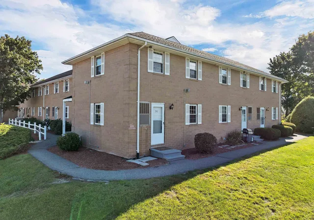 Photo 1 of Sale Pending at 316 Elmwood Dr, Hudson, NH 03051 | MLS# 5111872 | Listing updated on 2026-10-21