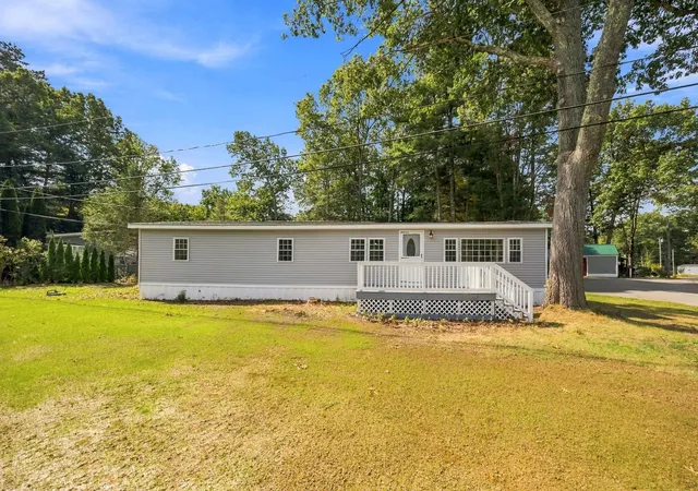 Photo 1 of Manufactured home for sale at 1 Haven Ln, Hampton, NH 03842 | MLS# 5111888 | Listing updated on 2026-10-10