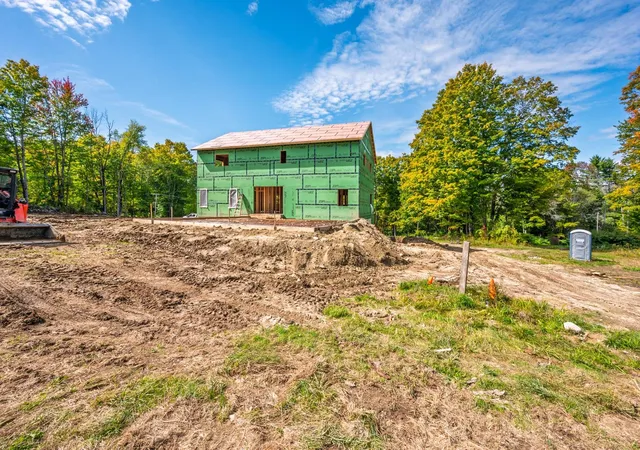 Photo 3 of Single family home for sale at 352 Shaker Rd, Sutton, NH 03260 | MLS# 5111889 | Listing updated on 2026-09-28