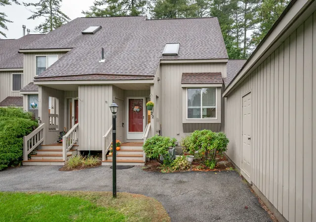 Photo 1 of Sale Pending at 22 Suffolk Ct, Bedford, NH 03110 | MLS# 5111904 | Listing updated on 2026-10-12