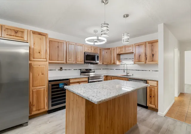 Photo 3 of Condo for sale at 77 Bayberry Ln, South Burlington, VT 05403 | MLS# 5111953 | Listing updated on 2026-10-19