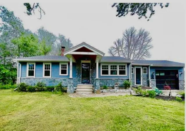 Photo 1 of Sale Pending at 268 Green St, Somersworth, NH 03878 | MLS# 5111994 | Listing updated on 2026-10-22