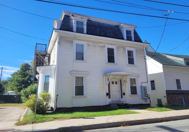 Photo 1 of Multi family home for sale at 69 Central St, Saint Johnsbury, VT 05819 | MLS# 5111997 | Listing updated on 2026-10-08