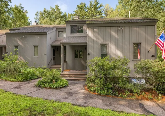 Photo 1 of Townhouse for sale at 47 Brookside Dr, Stratham, NH 03885 | MLS# 5112025 | Listing updated on 2026-10-13