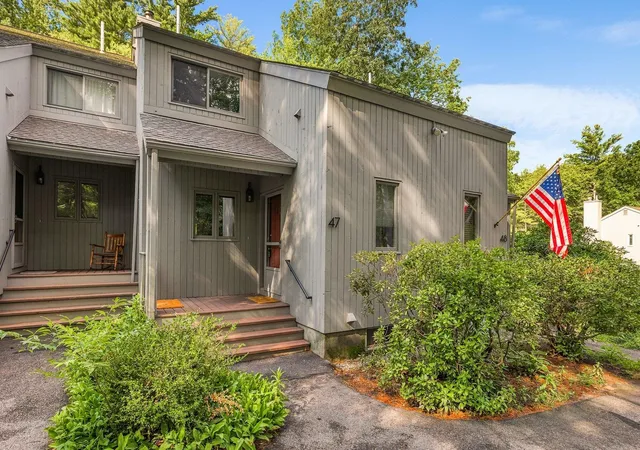 Photo 2 of Townhouse for sale at 47 Brookside Dr, Stratham, NH 03885 | MLS# 5112025 | Listing updated on 2026-10-13