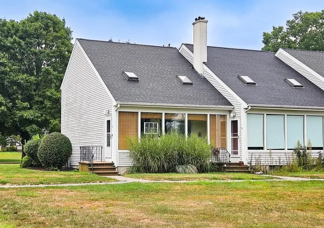 Photo 1 of Townhouse for sale at 4 Greenfield Dr #A, Dover, NH 03820 | MLS# 5112048 | Listing updated on 2026-10-04