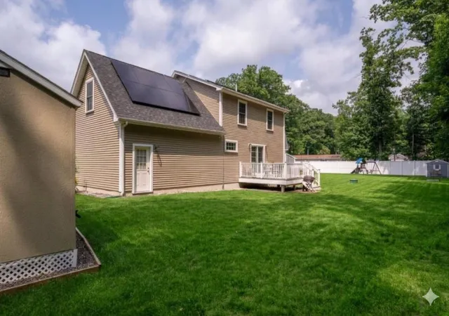 Photo 3 of Single family home for sale at 20 Beaumont Dr, Dover, NH 03820 | MLS# 5112060 | Listing updated on 2026-10-29