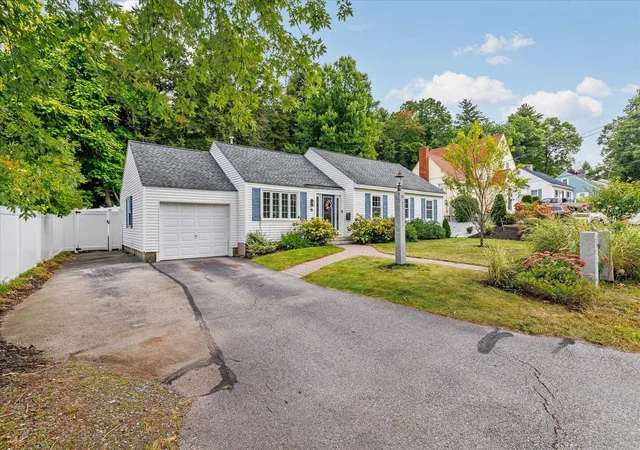 Photo 1 of Single family home for sale at 19 Monadnock St, Nashua, NH 03064 | MLS# 5112066 | Listing updated on 2026-10-27