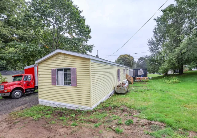 Single family home for sale at 8 1st Street, Mont Vernon, NH 03057 | MLS# 5112079