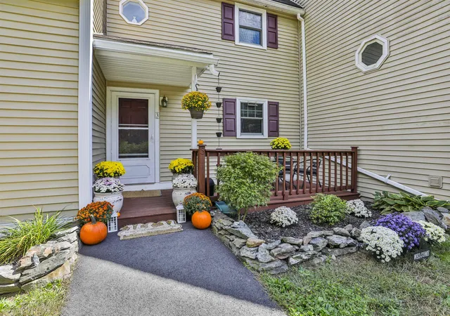 Photo 2 of Townhouse for sale at 212 Raymond Rd #C, Nottingham, NH 03290 | MLS# 5112081 | Listing updated on 2026-10-14