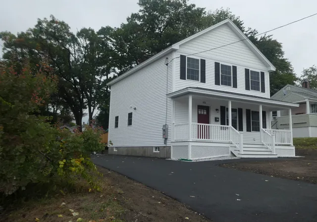 Photo 1 of Sale Pending at 152 Oakdale Ave, Manchester, NH 03103 | MLS# 5112100 | Listing updated on 2026-10-28
