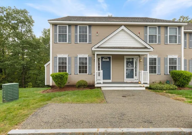 Photo 1 of Townhouse for sale at 68 Overlook Cir #68, Hudson, NH 03051 | MLS# 5112183 | Listing updated on 2026-10-05