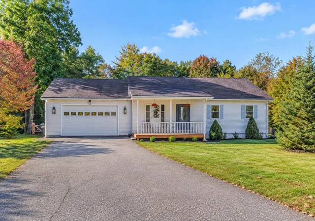 Single family home for sale at 146 Timber Ln, Littleton, NH 03561 | MLS# 5112196