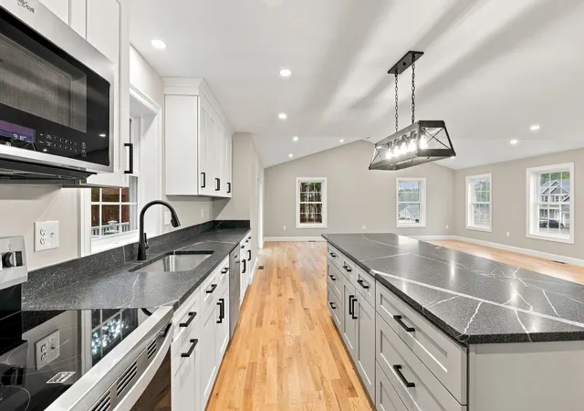 Photo 1 of Sale Pending at 2 Blaisdell Ct, Raymond, NH 03077 | MLS# 5112205 | Listing updated on 2026-10-28
