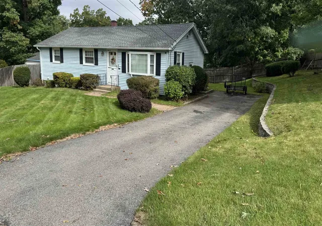 Photo 1 of Single family home for sale at 21 Woodfield St, Nashua, NH 03062 | MLS# 5112282 | Listing updated on 2026-10-14