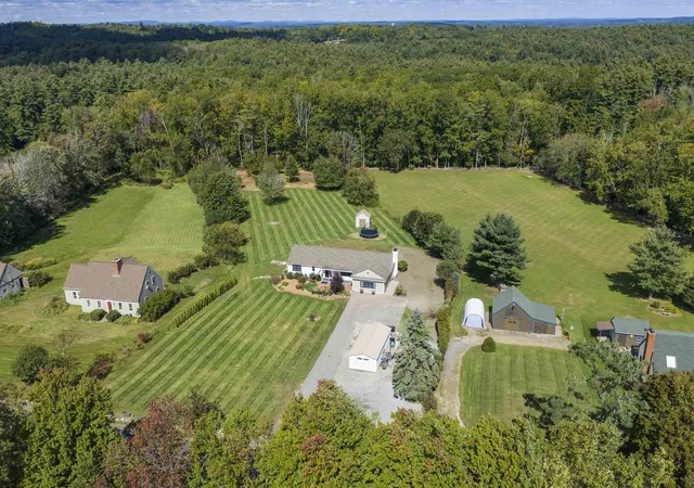 Photo 1 of Single family home for sale at 59 Stumpfield Rd, Kensington, NH 03833 | MLS# 5112311 | Listing updated on 2026-10-09