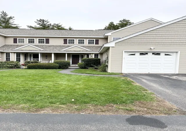 Condo for sale at 28 Penacook Ter, Merrimack, NH 03054 | MLS# 5112390