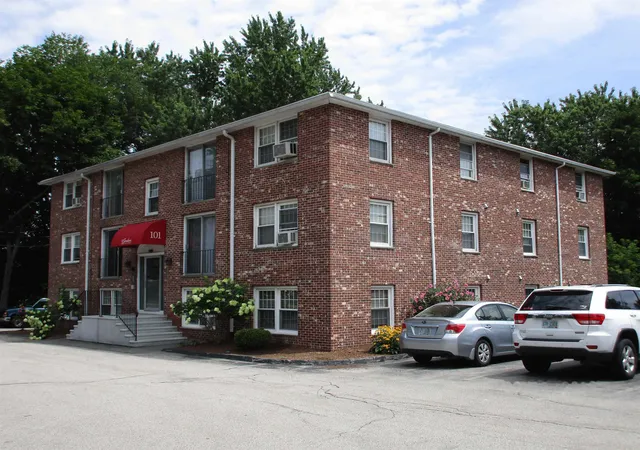 Condo for sale at 101 E Broadway St #8, Derry, NH 03038 | MLS# 5112495
