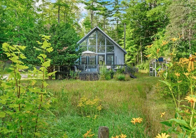 Single family home for sale at 323 Fairgrounds Rd, Bradford, NH 03221 | MLS# 5112533