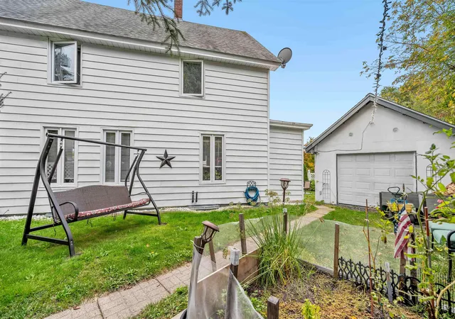 Photo 2 of Single family home for sale at 94 Beckley St, Barre, VT 05641 | MLS# 5112585 | Listing updated on 2026-10-12