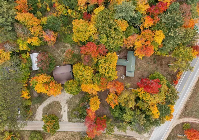Photo 1 of Single family home for sale at 4 Stone House Rd, Chatham, NH 03813 | MLS# 5112625 | Listing updated on 2026-10-28