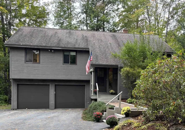 Photo 1 of Single family home for sale at 49 Greensward Dr, Grantham, NH 03753 | MLS# 5112645 | Listing updated on 2026-10-07