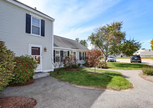 Photo 2 of Sale Pending at 102 River Grant Dr, Hopkinton, NH 03229 | MLS# 5112651 | Listing updated on 2026-10-17
