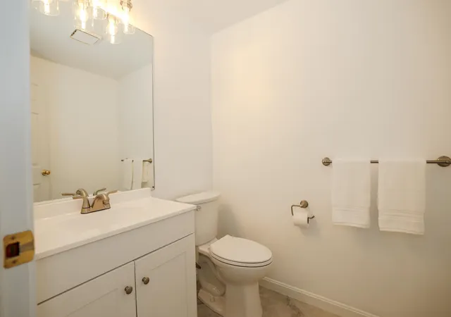 Photo 3 of Sale Pending at 102 River Grant Dr, Hopkinton, NH 03229 | MLS# 5112651 | Listing updated on 2026-10-17