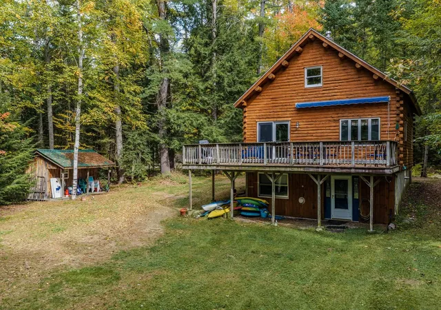 Photo 1 of Single family home for sale at 275 White Mountain Rd, Woodsville, NH 03785 | MLS# 5112717 | Listing updated on 2026-10-20