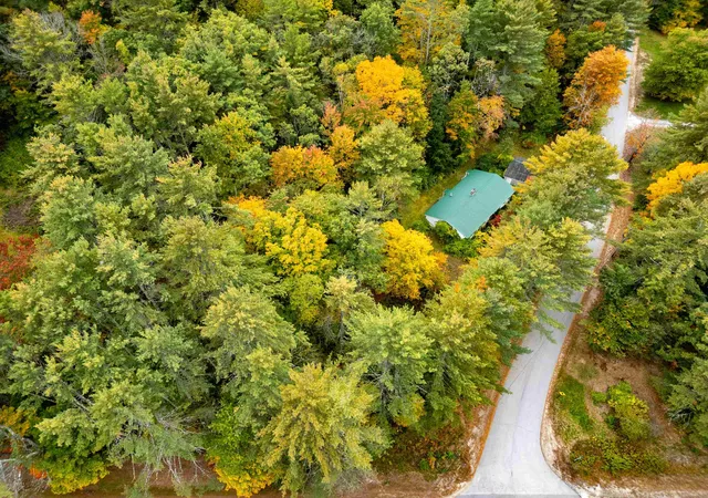 Photo 3 of Single family home for sale at 9 Iron Kettle Rd, Warner, NH 03278 | MLS# 5112748 | Listing updated on 2026-10-03