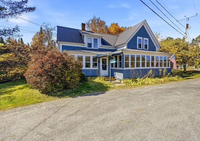 Photo 1 of Single family home for sale at 26 Mill St, Pittsburg, NH 03592 | MLS# 5112796 | Listing updated on 2026-10-13