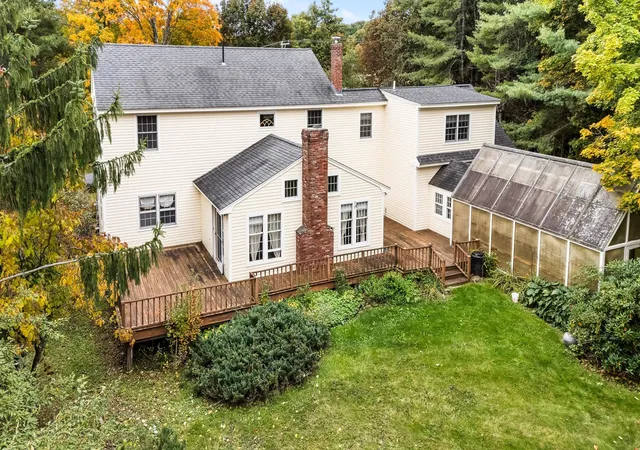Photo 3 of Single family home for sale at 292 S Pleasant St, New London, NH 03257 | MLS# 5112802 | Listing updated on 2026-10-08