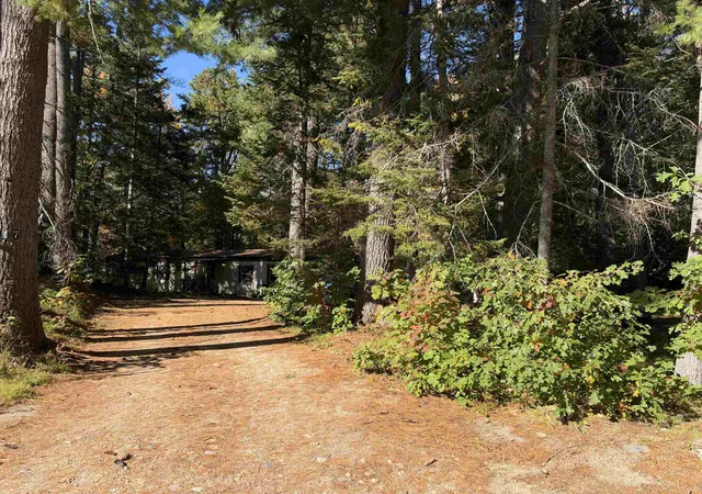 Photo 1 of Manufactured home for sale at 117 Weona Dr, Freedom, NH 03836 | MLS# 5112823 | Listing updated on 2026-10-09