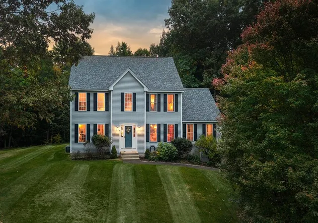 Photo 1 of Single family home for sale at 86 Godfrey Ln, Fremont, NH 03044 | MLS# 5112886 | Listing updated on 2026-10-12