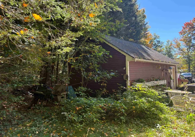 Photo 4 of Single family home for sale at 884 Nh Route 12, Westmoreland, NH 03467 | MLS# 5112914 | Listing updated on 2026-10-19