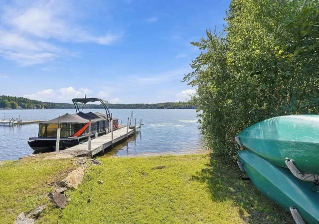 Photo 3 of Manufactured home for sale at 12 Esther Ln, Northwood, NH 03261 | MLS# 5112949 | Listing updated on 2026-10-12
