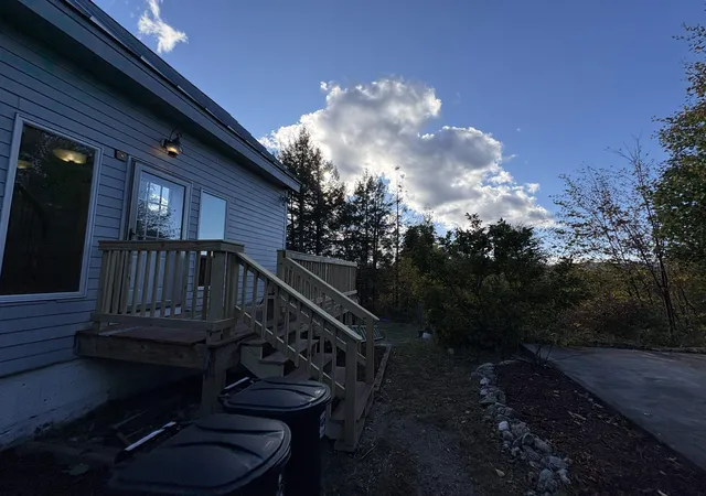 Photo 2 of Single family home for sale at 15 Richards Ln, Newport, NH 03773 | MLS# 5112983 | Listing updated on 2026-10-09