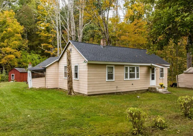 Single family home for sale at 176 Blake Rd, Epping, NH 03042 | MLS# 5112984